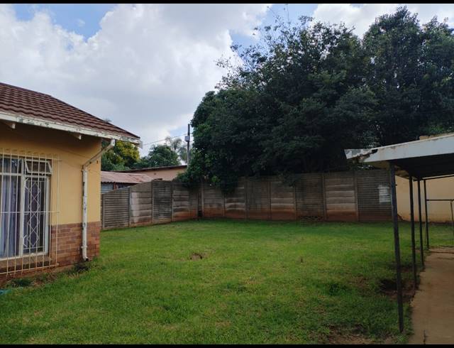 3 BEDROOM HOUSE FOR SALE IN MALVERN EAST
